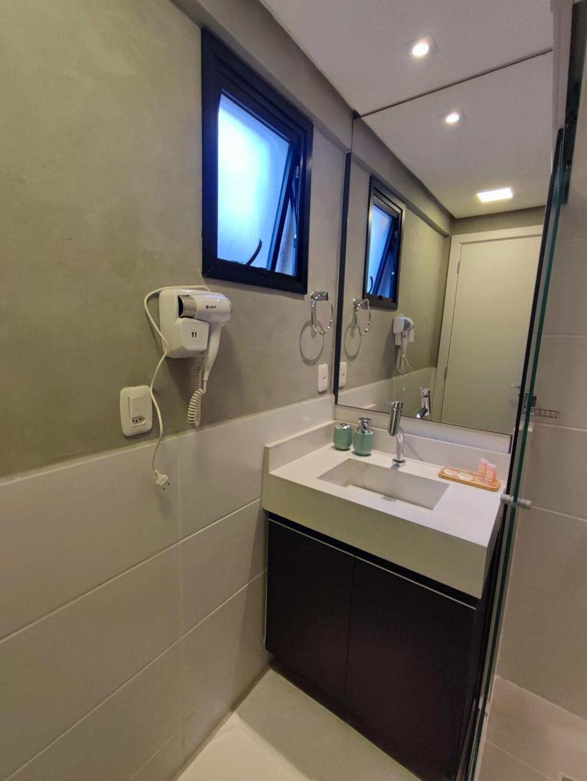 Apartamento Em Frente Parque Farroupilha Com Garagem